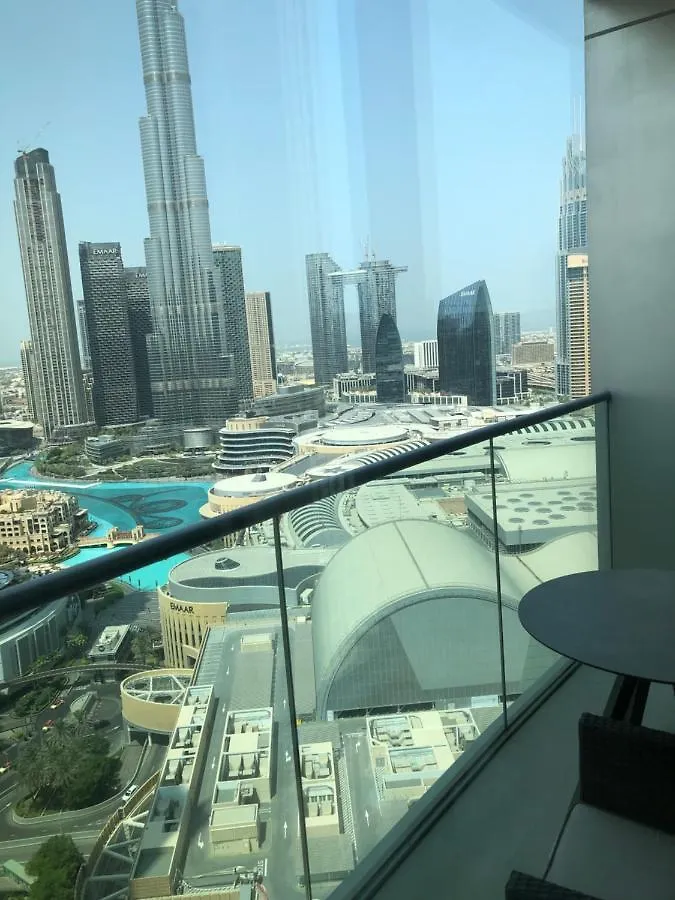 아파트 Address Fountain Hotel Burj Khalifa Fountain Views 두바이 아랍에미리트